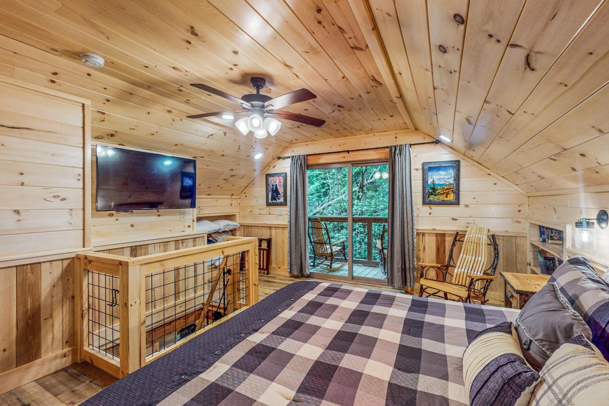 Up The Creek Villa Гетлинбург Екстериор снимка